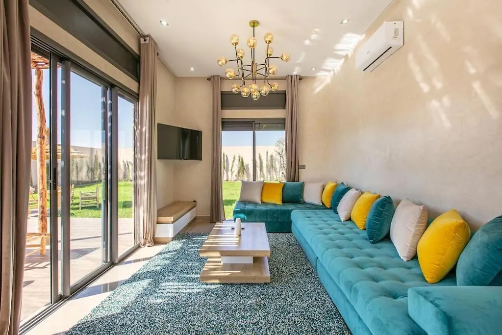 Villa Leila,Piscine , Grand Jardin, Jeux , Cuisiniere Marrakesh 0*,